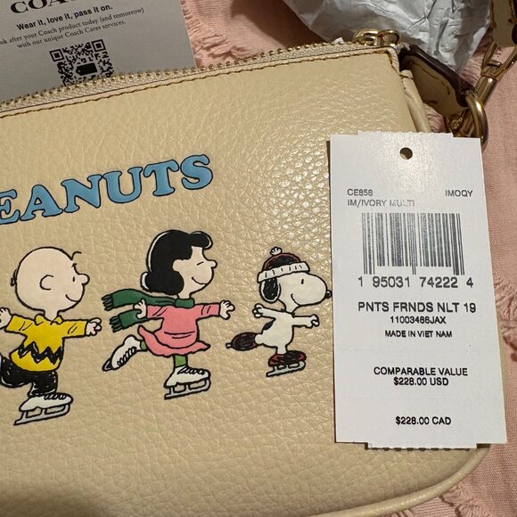 NWT Coach X Peanuts Nolita Purse With Snoopy And Friends Ivory - Picture 2 of 6